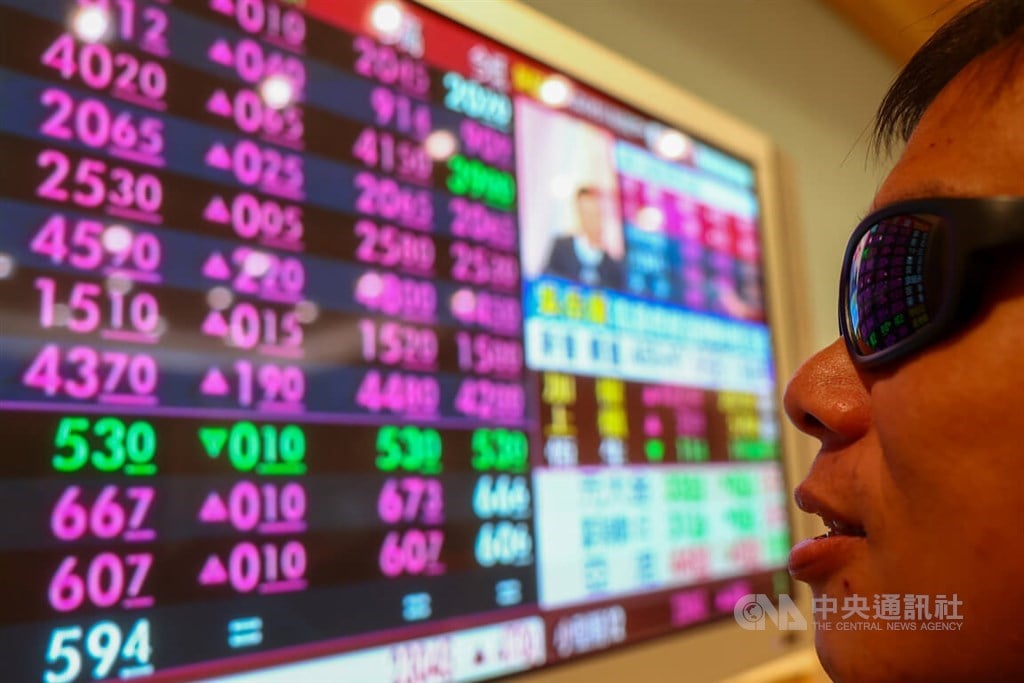 Taiwan shares close up 0.07%