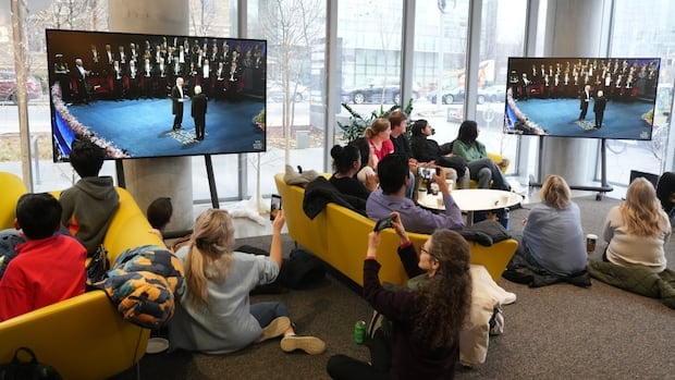 U of T community watches 'godfather of AI' Geoffrey Hinton receive his Nobel Prize