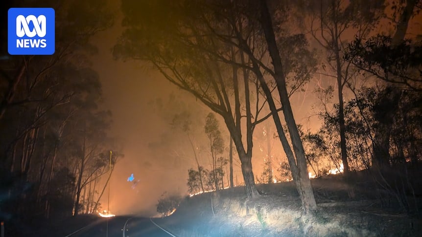 Victorian Grampians fire threatening Halls Gap set to flare in dangerous Boxing Day conditions