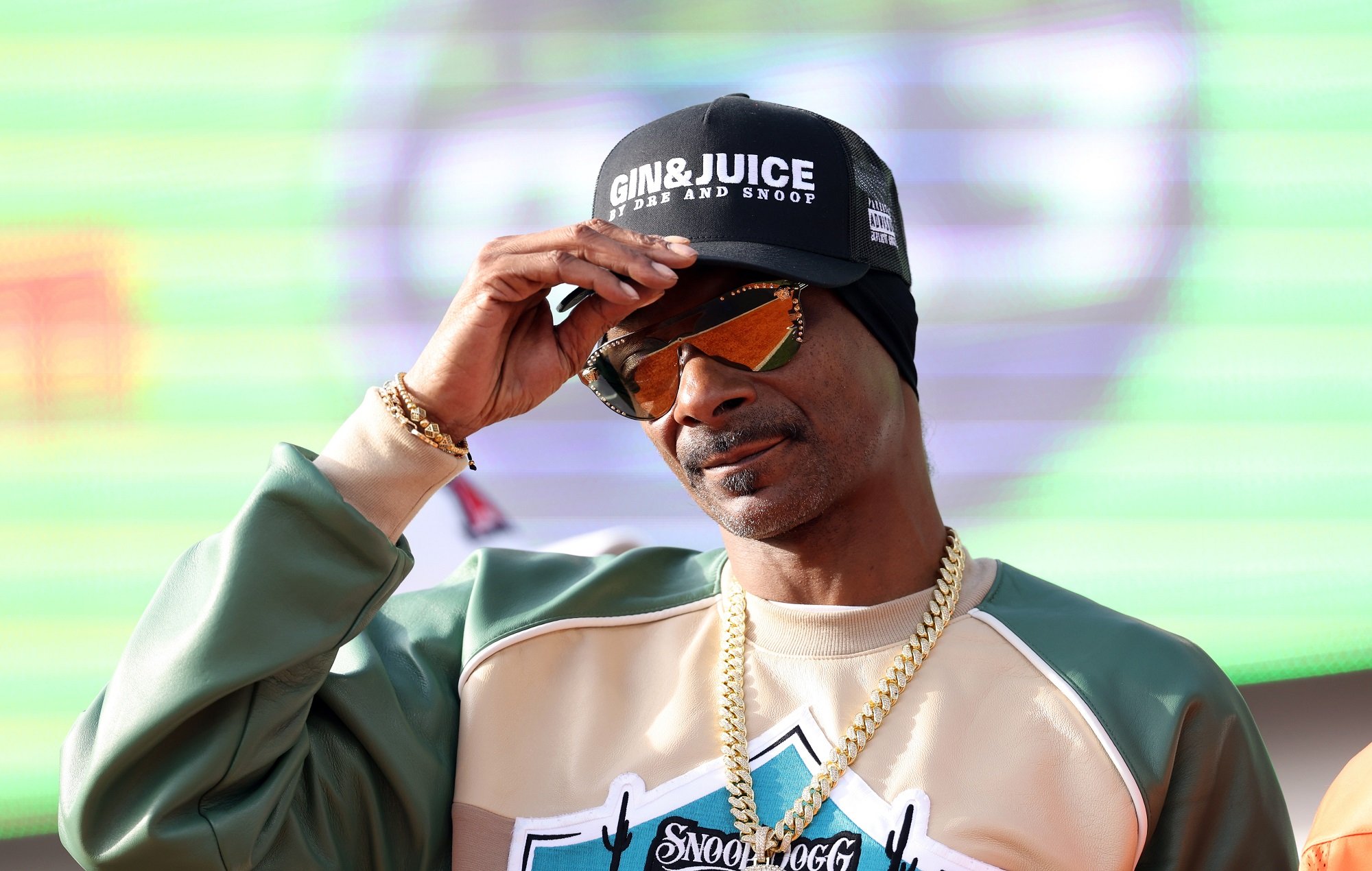 Watch Snoop Dogg take over American football event in Arizona