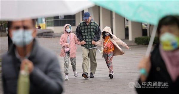 Wet weather to continue but temperatures expected to rebound