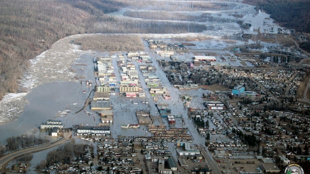 With walls, berms and raised roads, Fort McMurray, Alta., is working to keep its river from overflowing