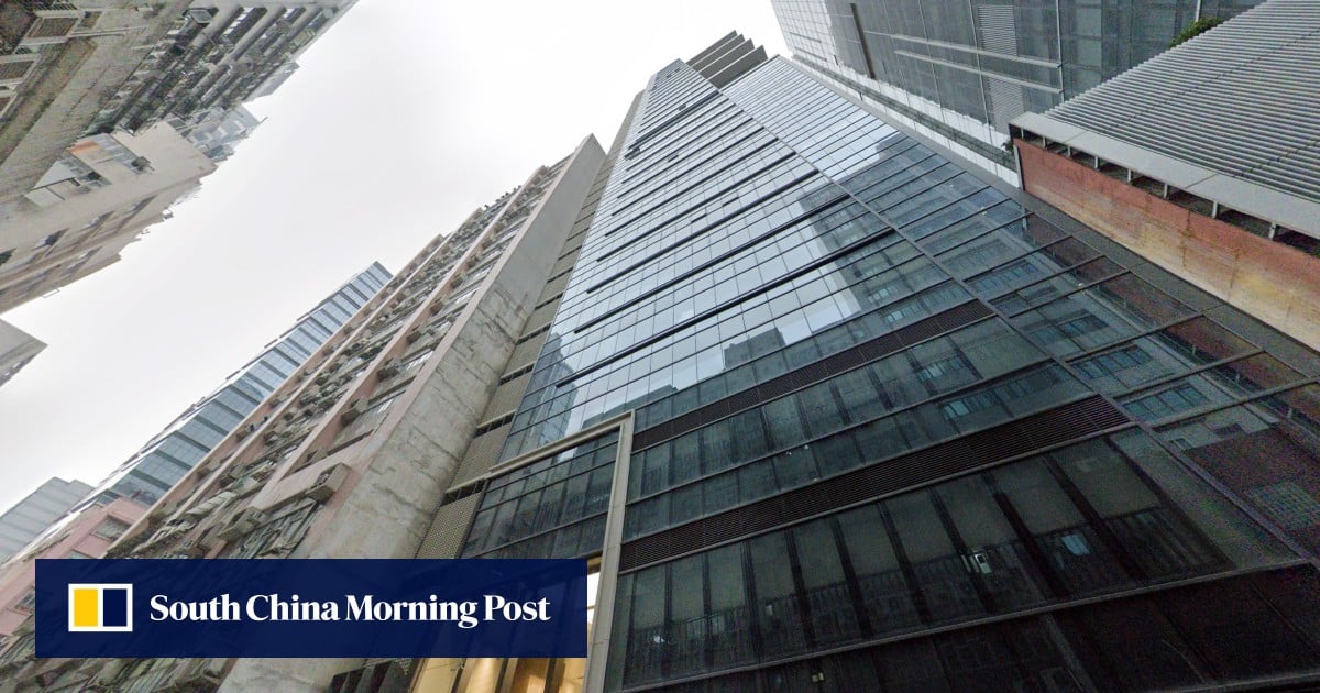 Woman jumps off building in Hong Kong in suspected suicide, injures man below