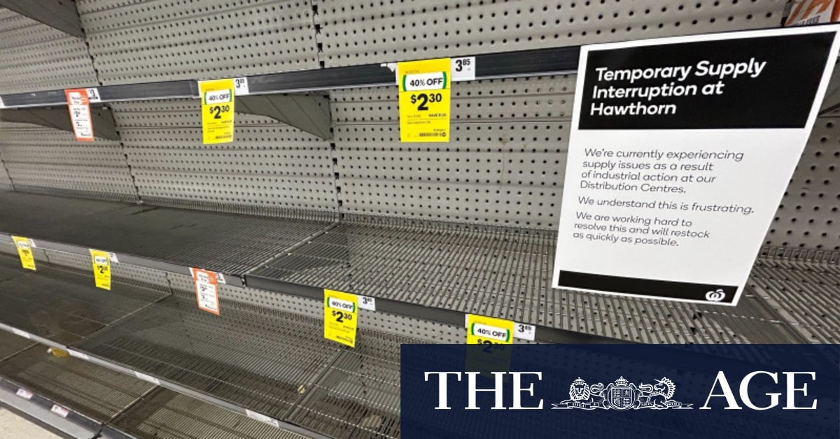 Woolies to reopen distribution centre to combat bare shelves due to strike