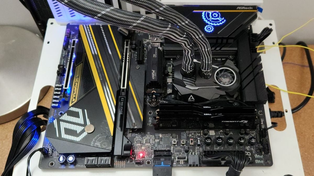 ASRock Z890 Taichi OCF Review: Best for overclockers, works great for everyone