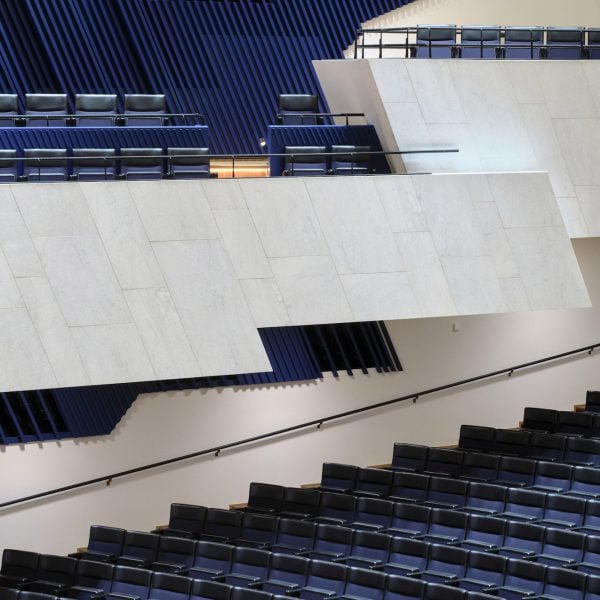 Arkkitehdit NRT renovates Alvar Aalto's Finlandia Hall in Helsinki