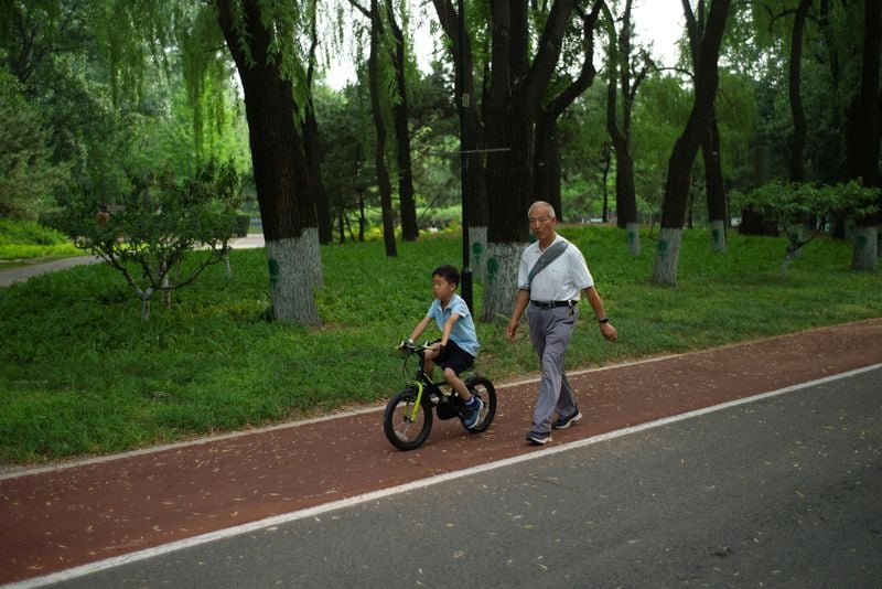 China rolls out plan to tackle growing issue of dementia