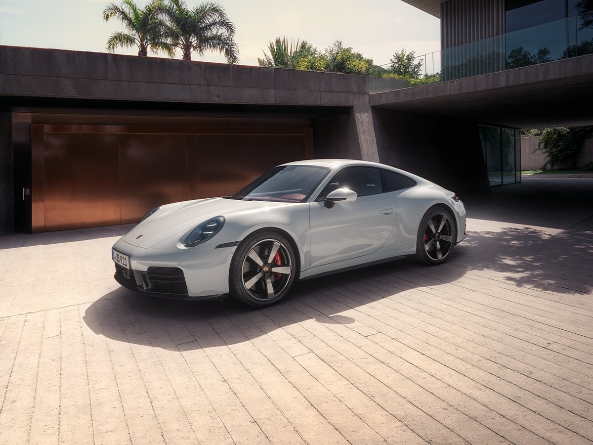 2025 Porsche 911 Carrera S Revealed