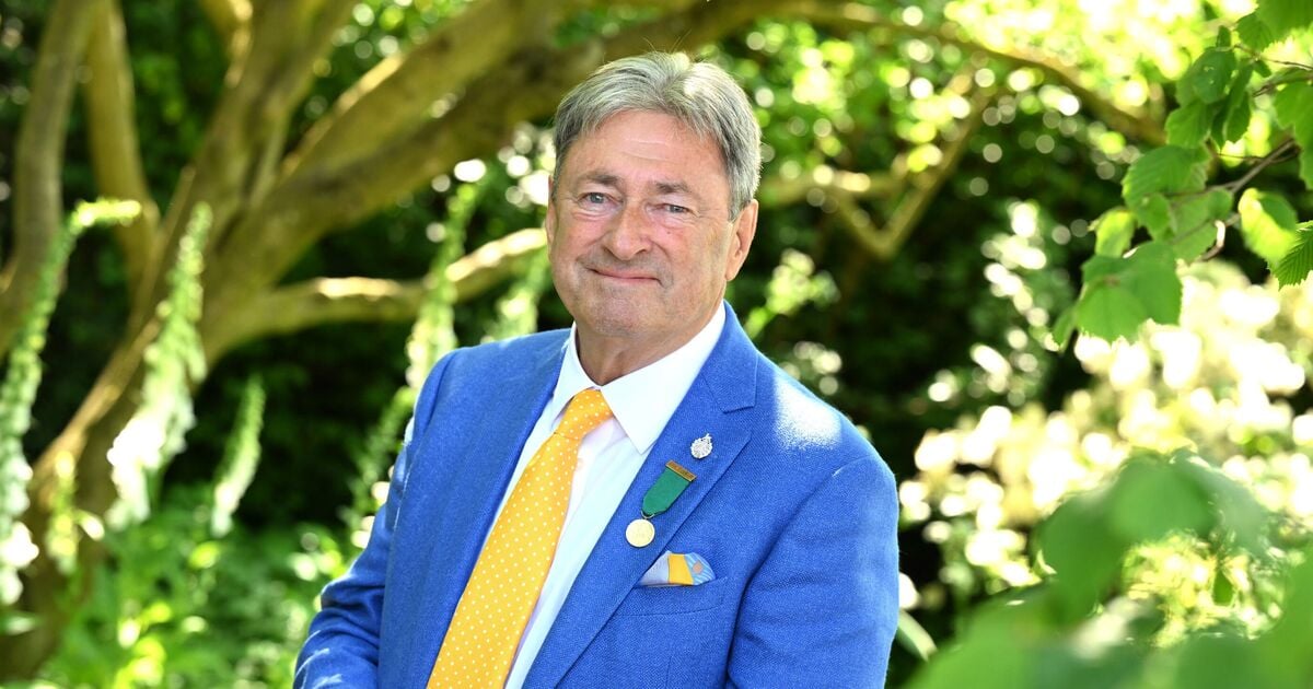 Alan Titchmarsh finally lifts lid on Ground Force return with co-star Charlie Dimmock  