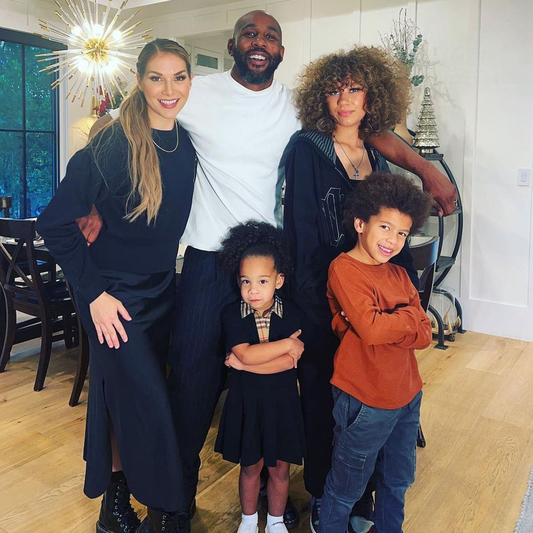 
                        Allison Holker's Daughter Fiercely Defends "tWitch" Boss Funeral NDAs
                