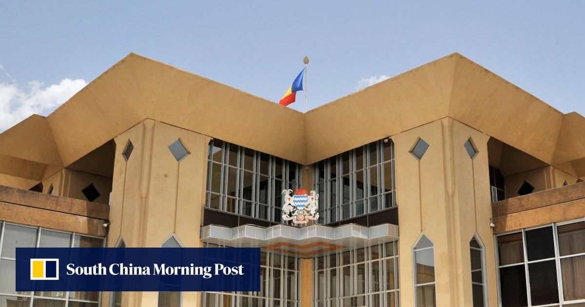 Attempted assault on Chad presidential complex leaves 19 dead