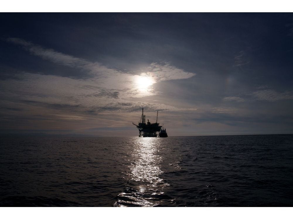 Biden Bars Offshore Oil Drilling in US Atlantic and Pacific