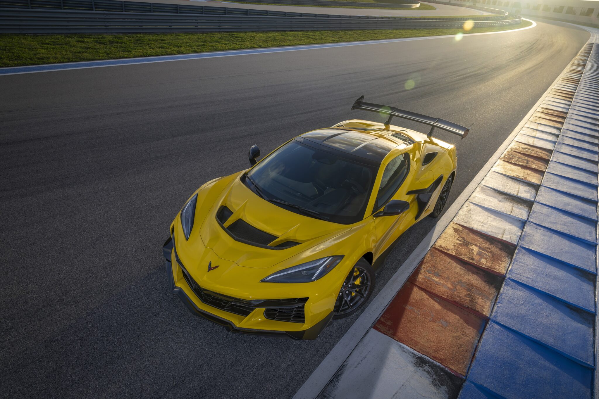 Chevrolet Announces Pricing & Packages For The New 1,064 HP 2025 Corvette ZR1