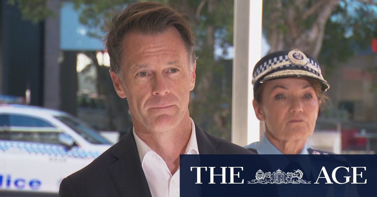 Chris Minns addresses media over Sydney synagogue attack