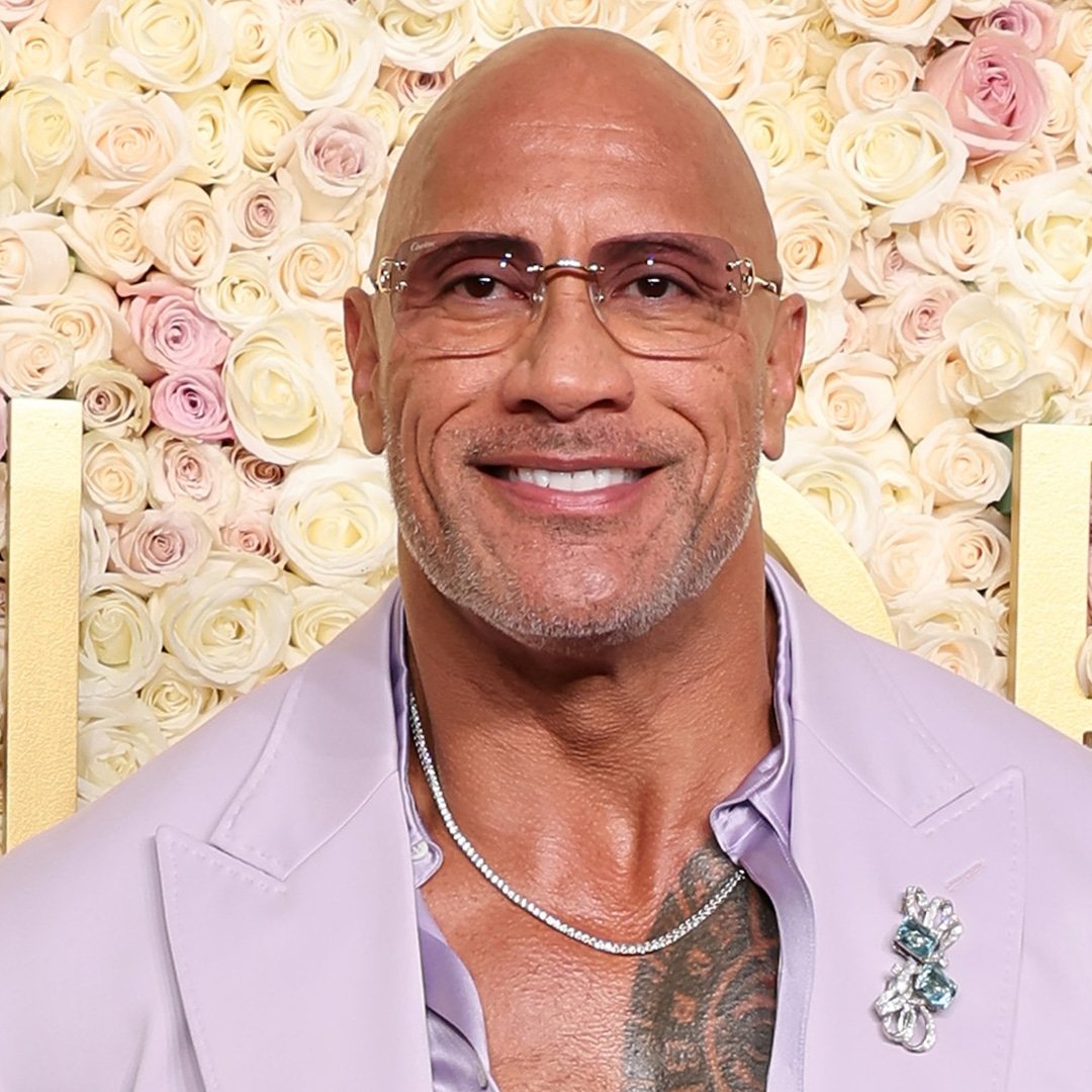 
                        Dwayne "The Rock" Johnson Isn't Ready for Skydiving With Daughter
                