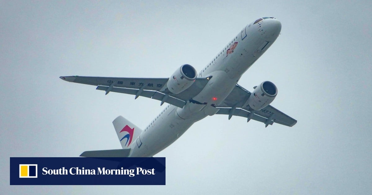 Fanfare as first C919 commercial flight leaves Hong Kong for Shanghai