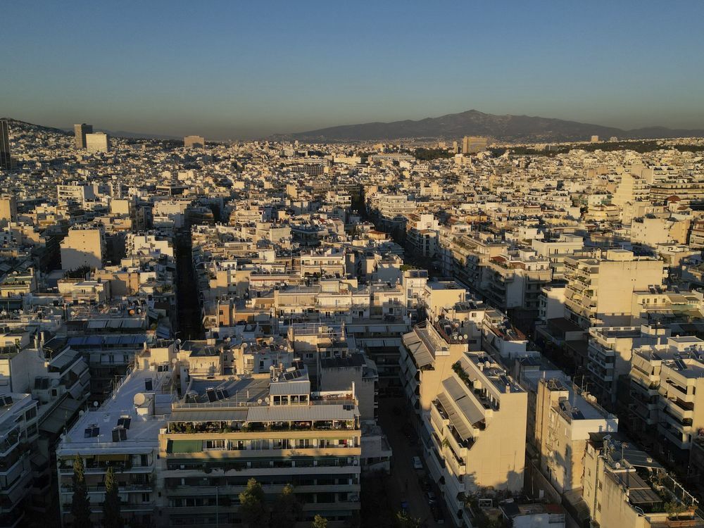 Greece bans windowless basements, freezes central Athens licenses in overhaul of short-term rentals