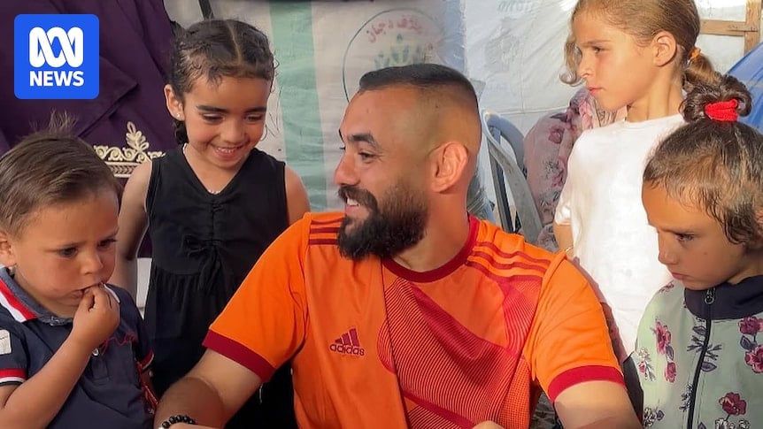 In food-scarce Gaza, Mokhtar searches high and low to serve meals to hungry Palestinian kids