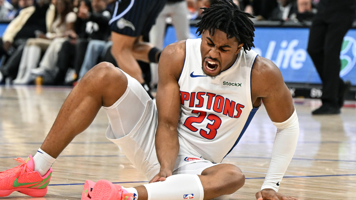 
                        Jaden Ivey injury update: Pistons guard suffers broken fibula, per report
                    