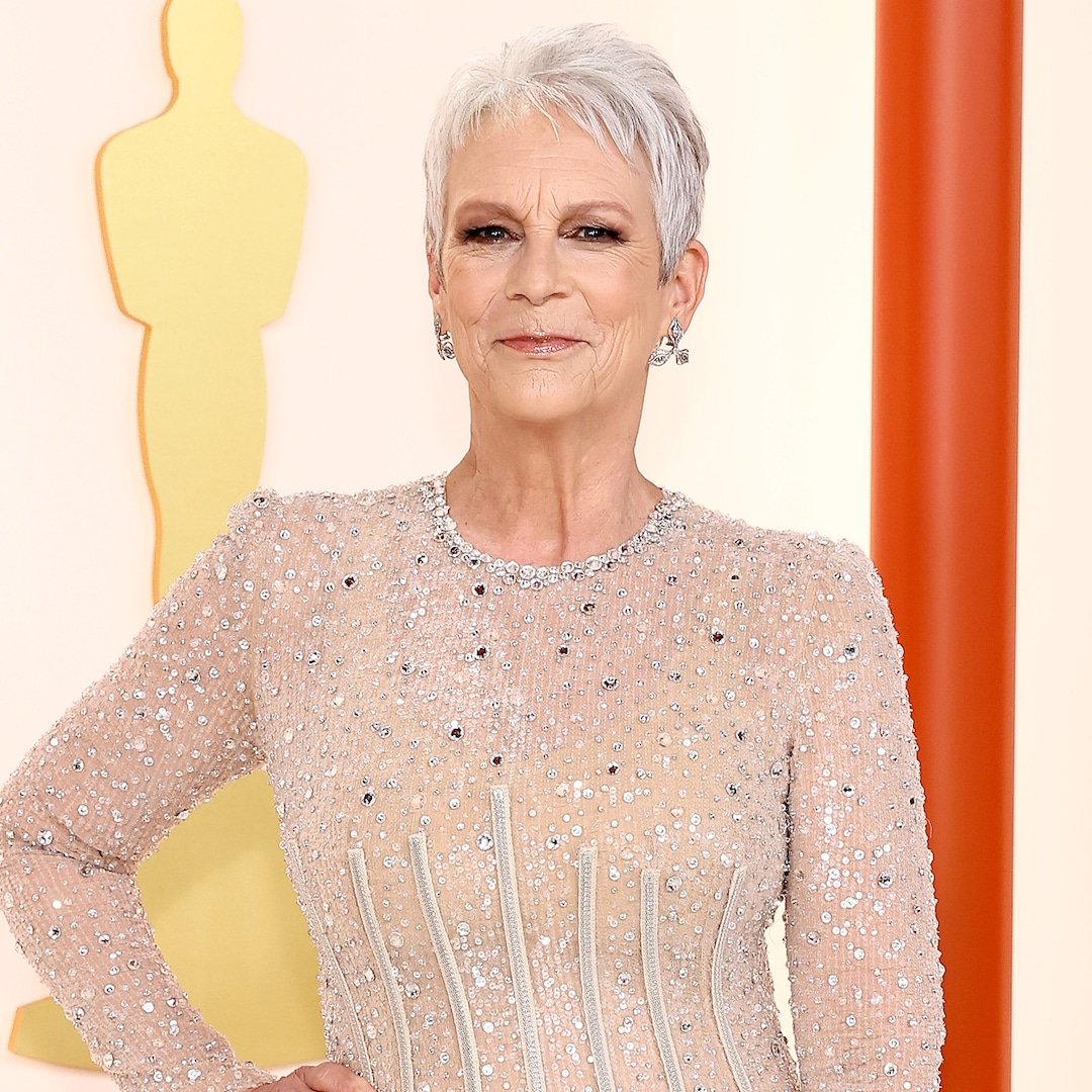  Jamie Lee Curtis Donates $1 Million to L.A. Fire Relief Efforts 