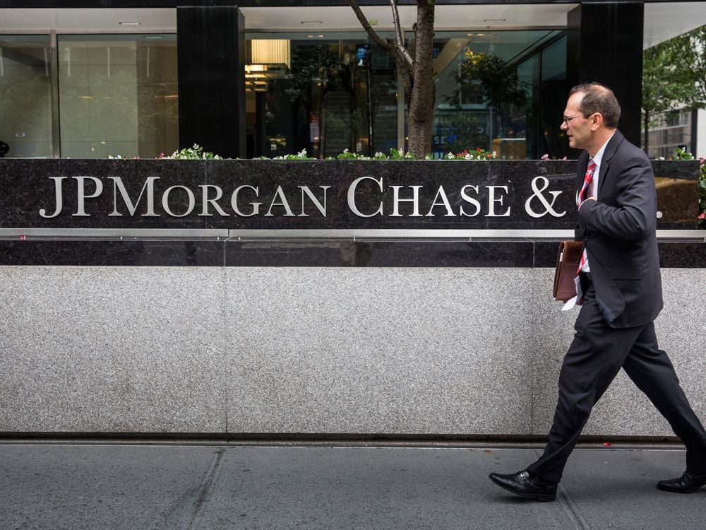 JPMorgan tells staff to return to office full-time