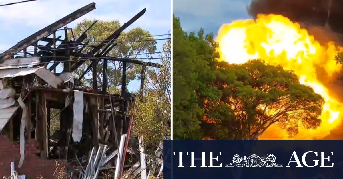 Melbourne 'hoarder house' destroyed in intense fire