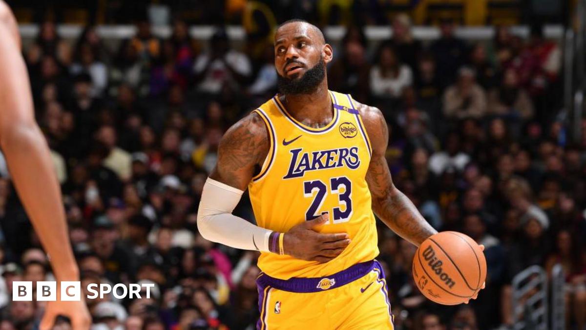 NBA: LeBron James makes history as LA Lakers lose to Cleveland Cavaliers