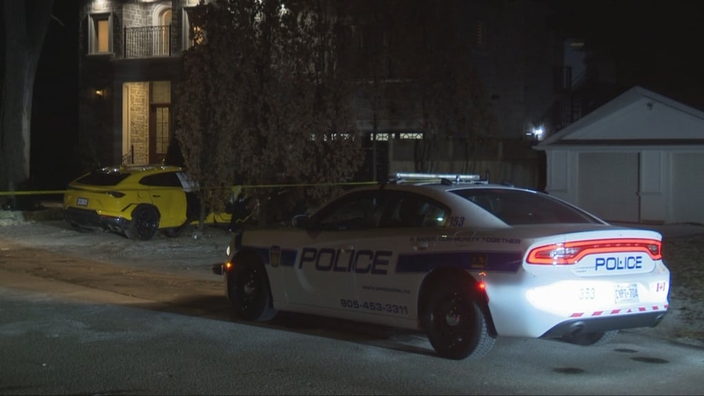 Peel police investigate possible connections between gunshot injury, luxury vehicle carjacking