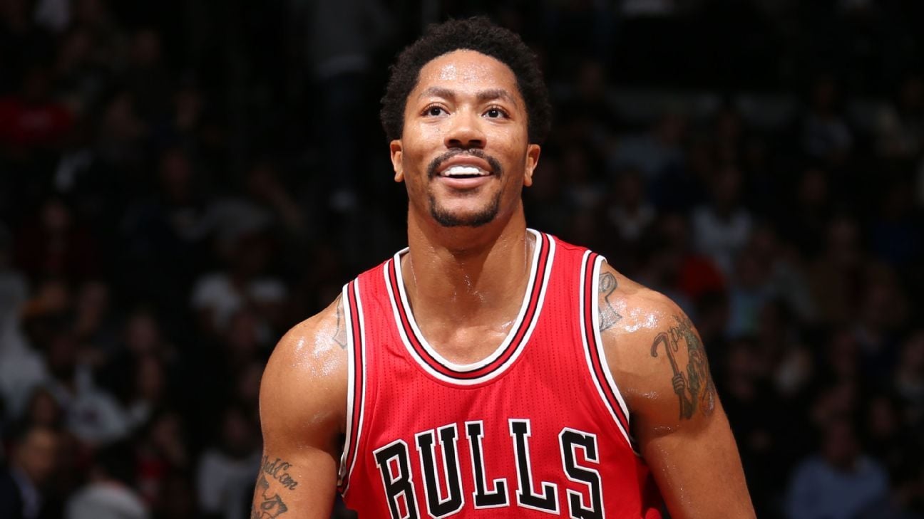 Rose on Bulls jersey retirement: 'Would love that'