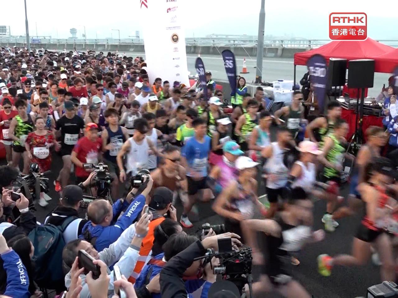 Runners happy with mega-bridge half-marathon