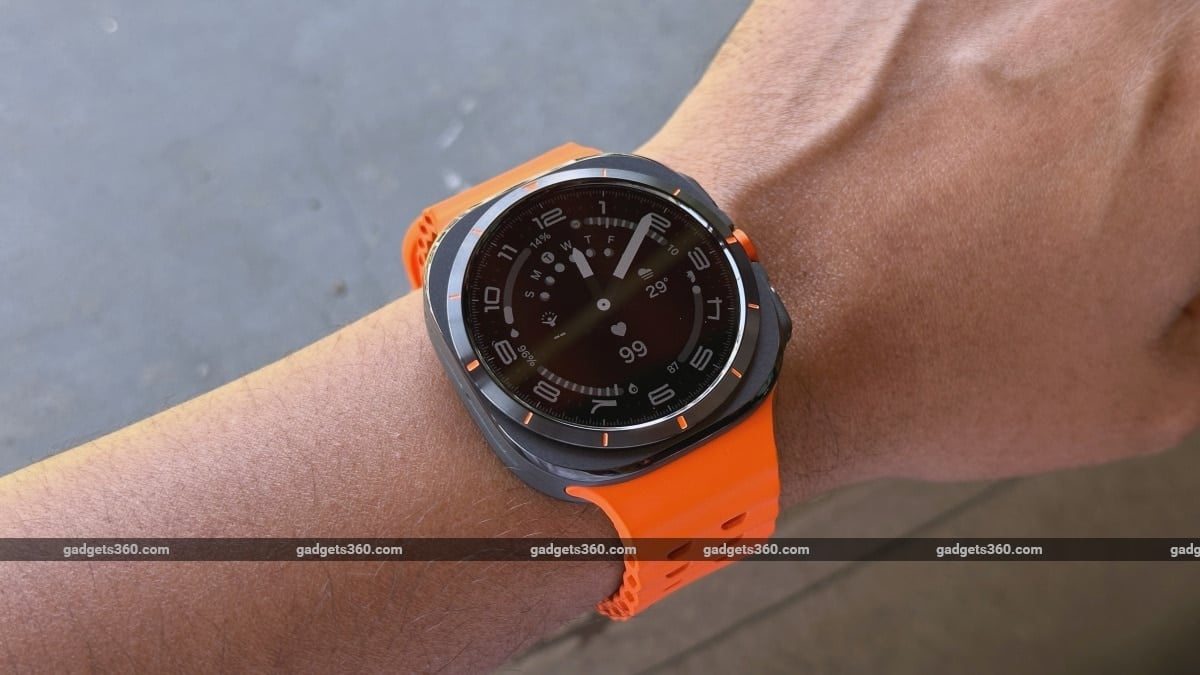 Samsung Galaxy Watch Users May Be Able to Control Supported TVs With Air Gestures: Report