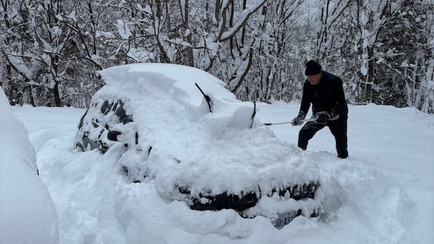 Warming Great Lakes could lead to stronger snow storms, climate scientists say